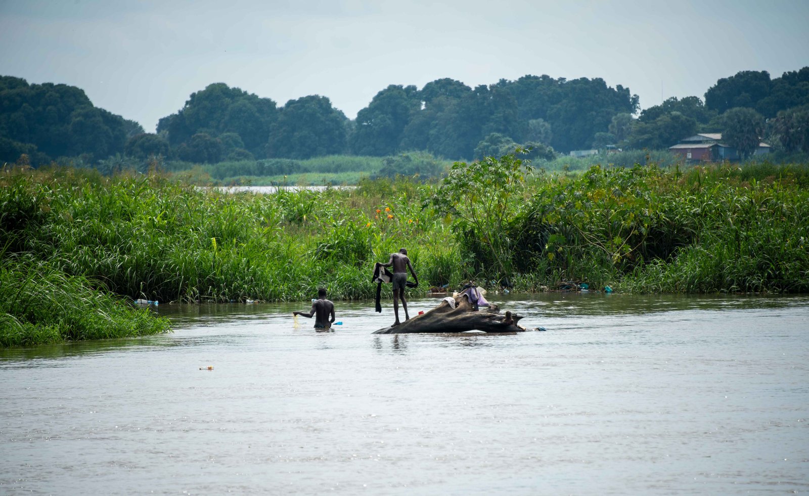La ribera del Nilo Blanco en Juba, Sudán del Sur