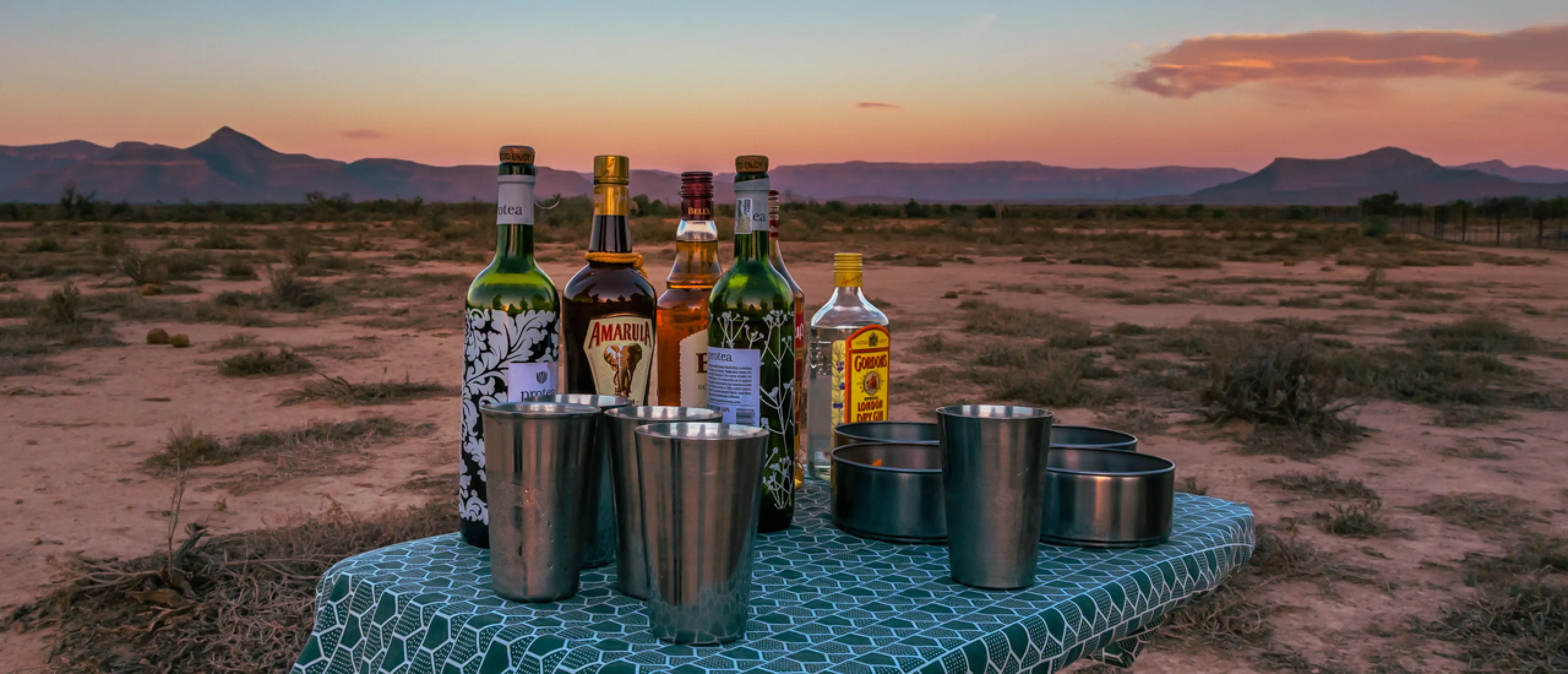 Sundowner drinks on the escarpment