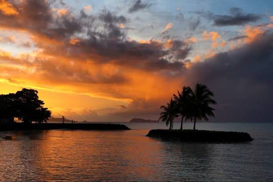 Tramonto sulla laguna di Funafuti, Tuvalu