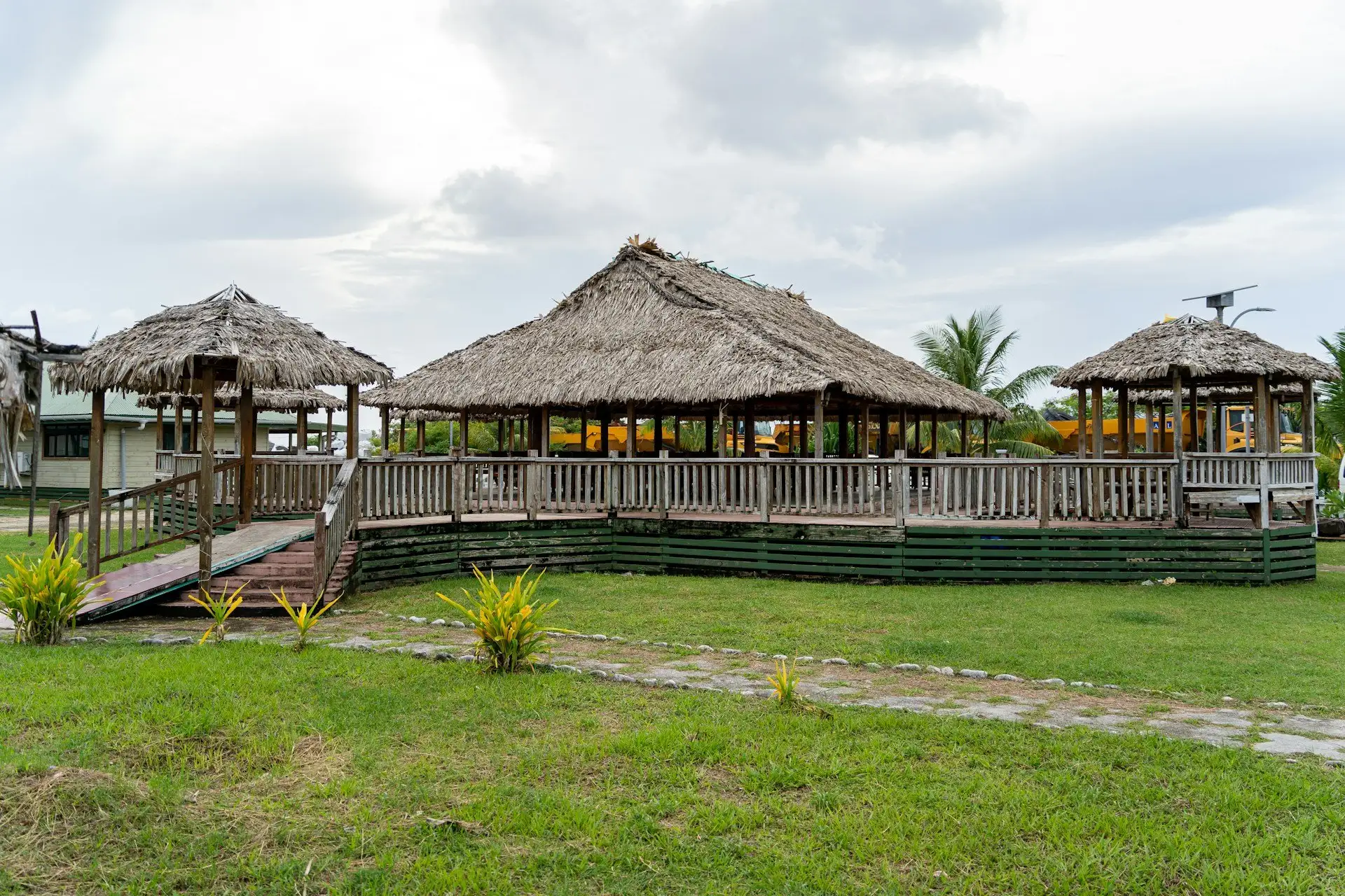 图瓦卢珊瑚环礁航拍视图